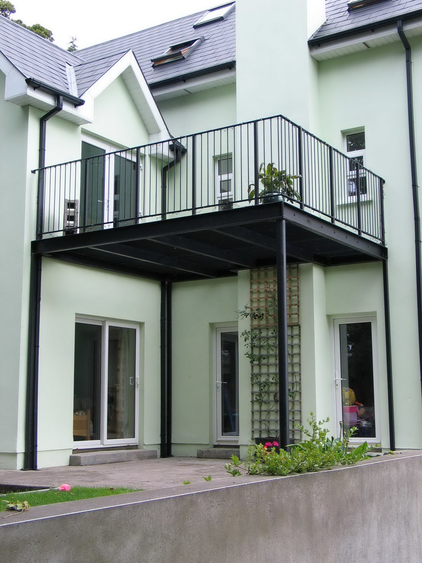 Balcon et structure en acier sublimant votre extérieur