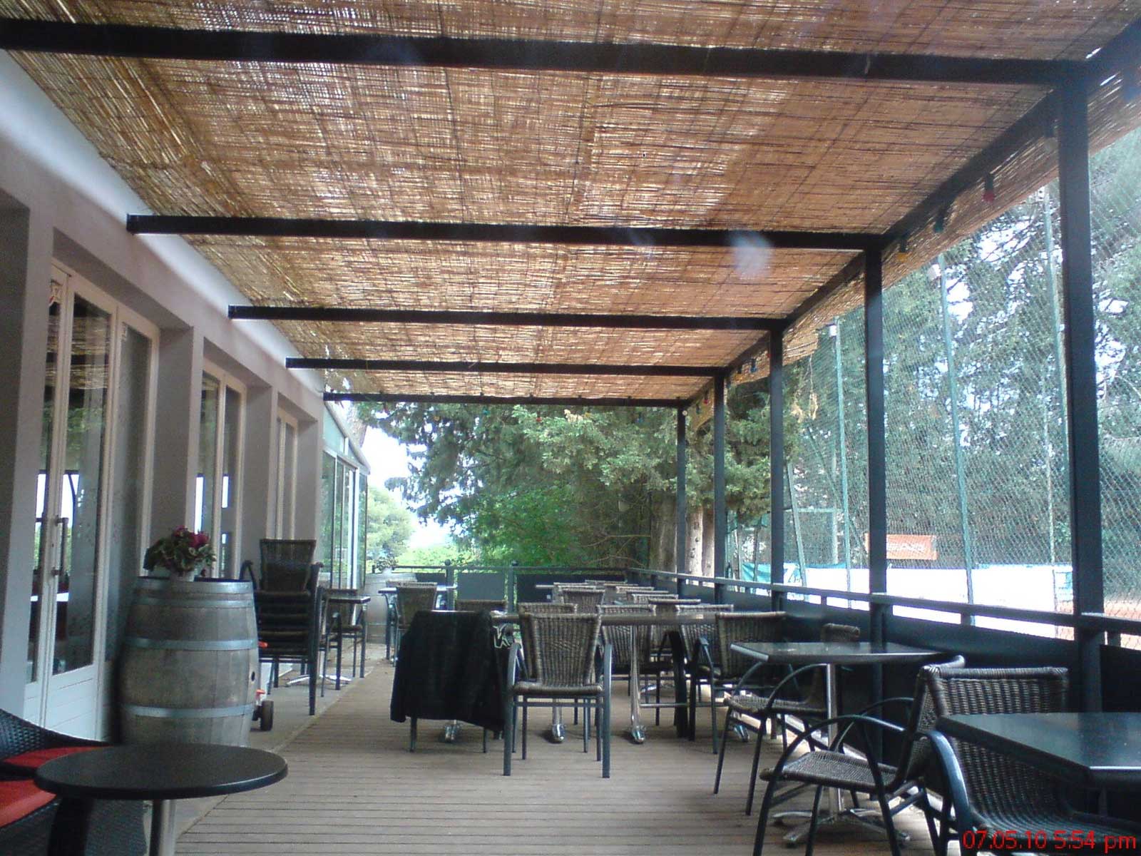 pergola-acier-sur-mesure